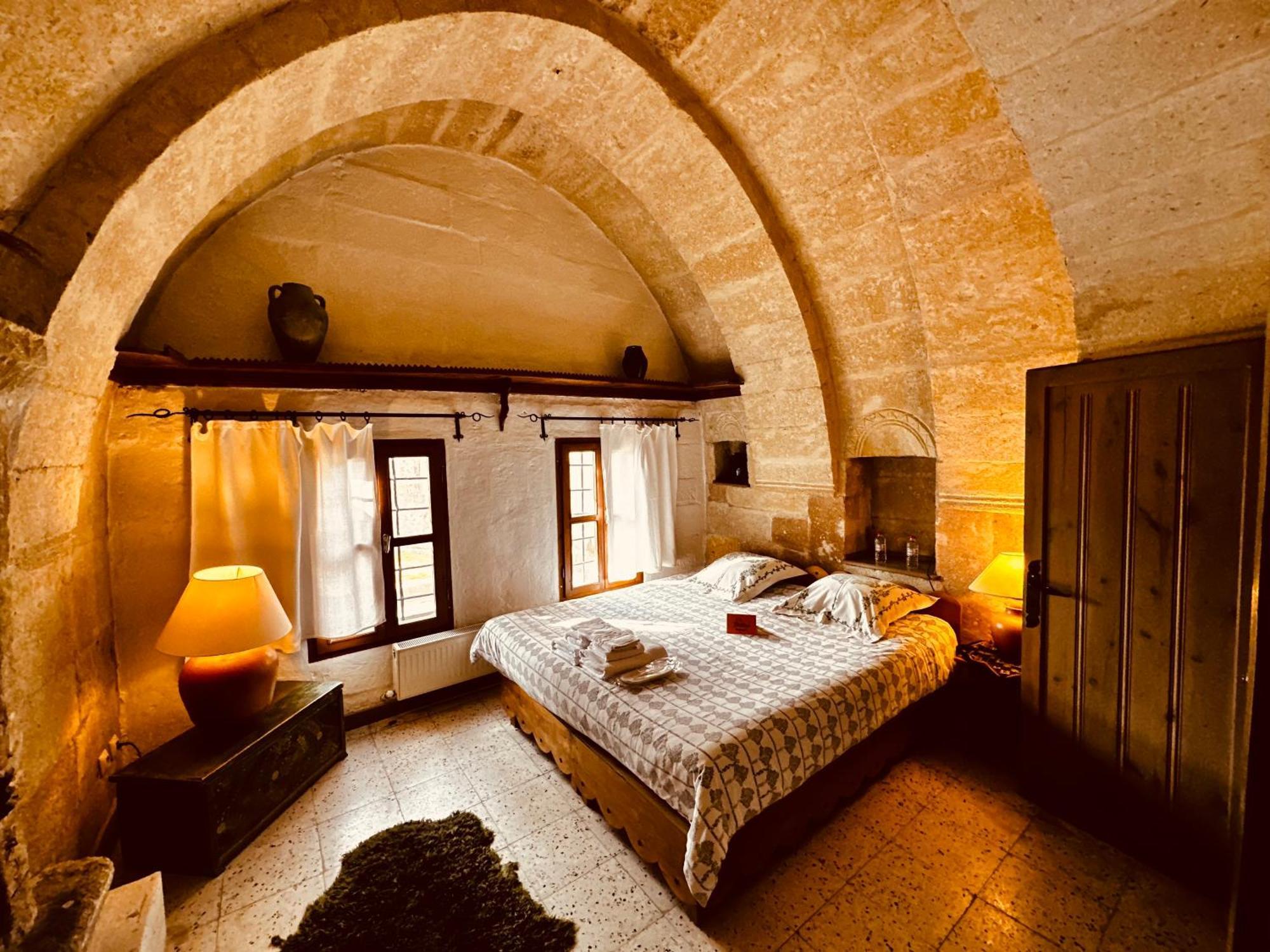 Les Maisons De Cappadoce Учгісар Екстер'єр фото