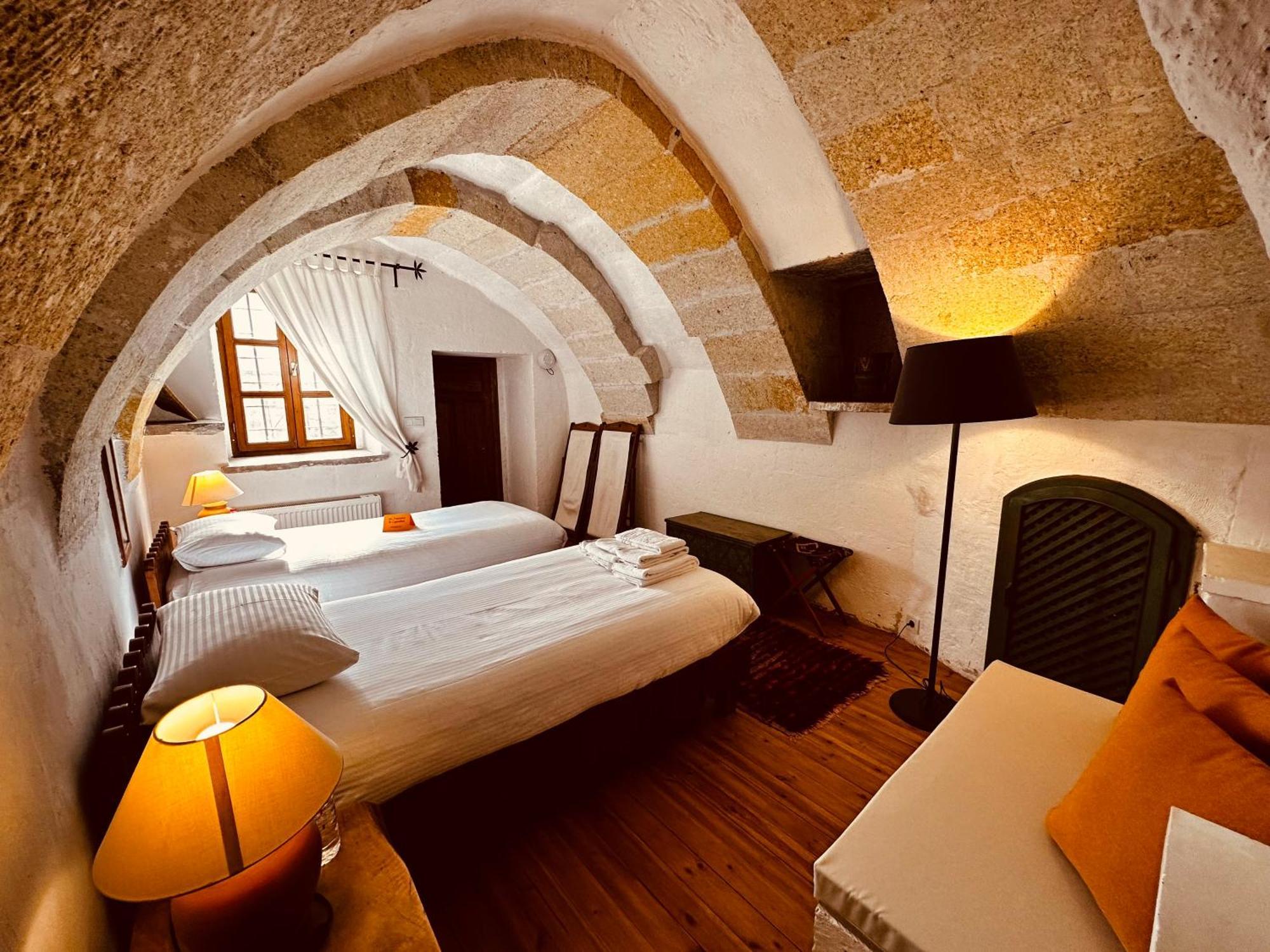 Les Maisons De Cappadoce Учгісар Екстер'єр фото